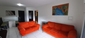 Apartamento espaçoso com estacionamento incluído